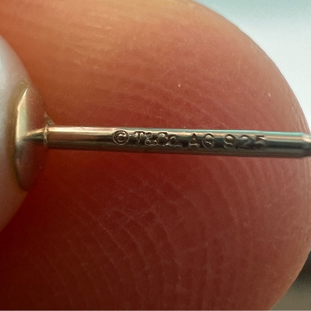 🔴Authentic TIFFANY & CO White Pearl 8-9mm Earrings🔴 - Picture 4 of 9